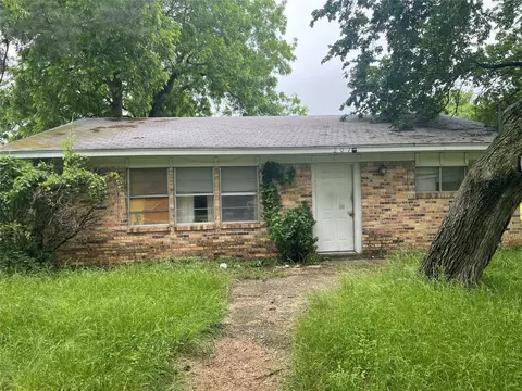 207 S 1st St E, Dawson, TX 76639