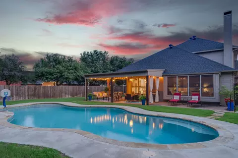 310 Countryview Ln, Crandall, TX 75114