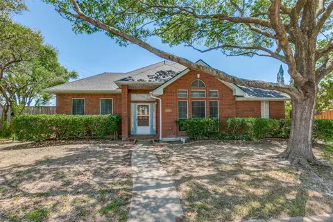 2002 Sword Dr, Garland, TX 75044