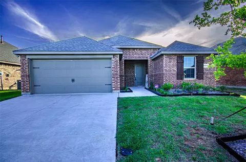 1604 Sunny Grove Dr, Princeton, TX 75407
