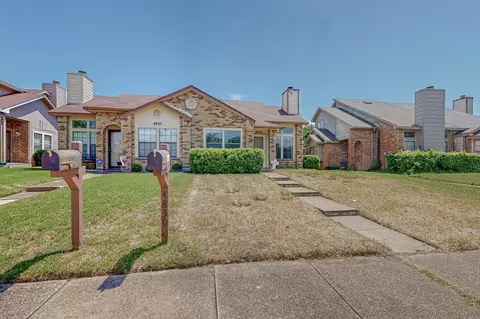 4839 Clover Haven St, Dallas, TX 75227