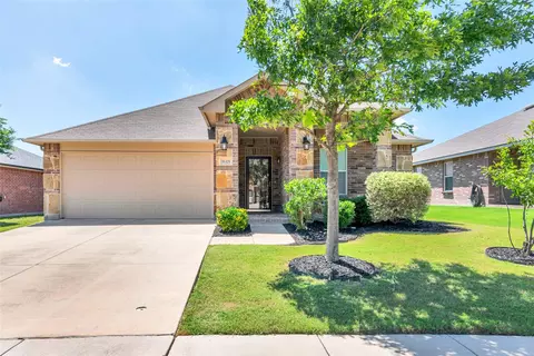 16329 Severn Ln, Justin, TX 76247