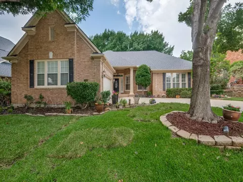 7549 Primrose Dr, Irving, TX 75063