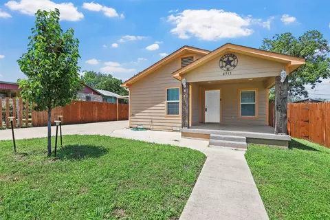 4913 Harlem St, Fort Worth, TX 76105
