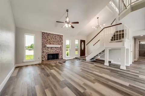 2011 Lyon Ct, Carrollton, TX 75007