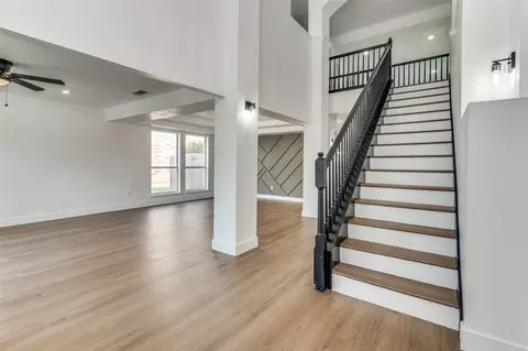 1005 Telluride Dr, Arlington, TX 76001