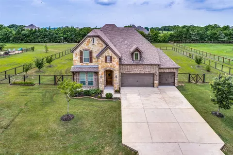 8008 Meadow Glen Dr, Mckinney, TX 75071