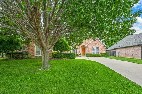 3008 Rocky Creek Dr, Mansfield, TX 76063