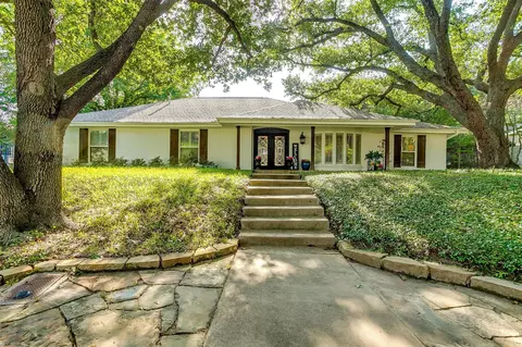 1513 Catalina Dr, Fort Worth, TX 76107