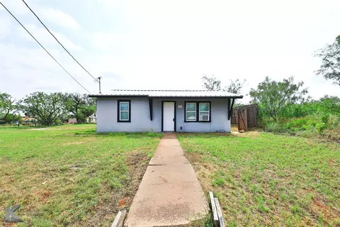 803 Coke St, Sweetwater, TX 79556