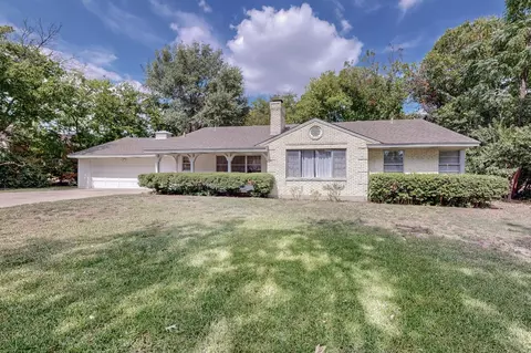 1315 Glenfield Ave, Dallas, TX 75224