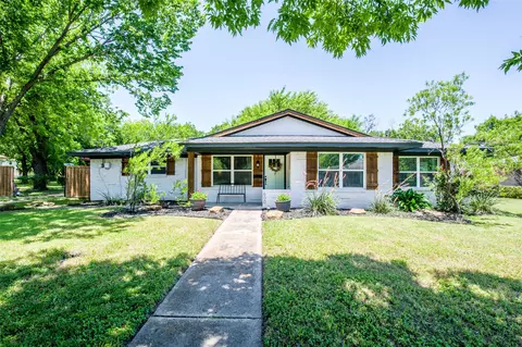 600 E Lampasas St, Ennis, TX 75119