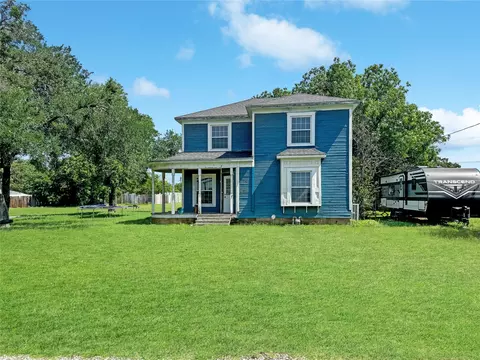 627 E State St, Gorman, TX 76454