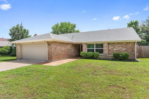 6115 Ridge Top Ln, Garland, TX 75043