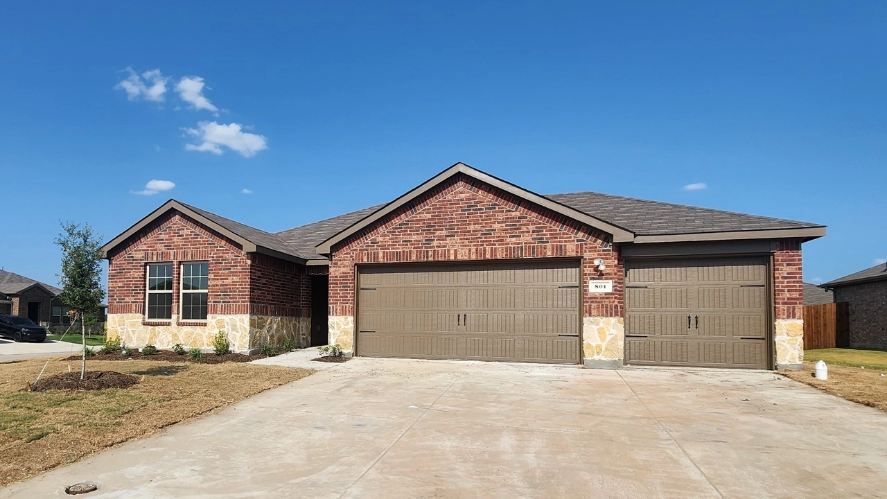 801 Foundry Ln  