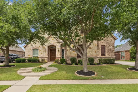 8013 Hallmark Dr, North Richland Hills, TX 76182