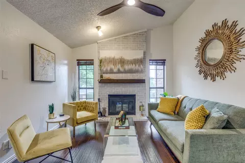 1206 Riverchase Ln #252, Arlington, TX 76011
