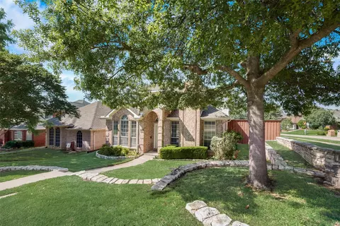 1324 Marken Ct, Carrollton, TX 75007