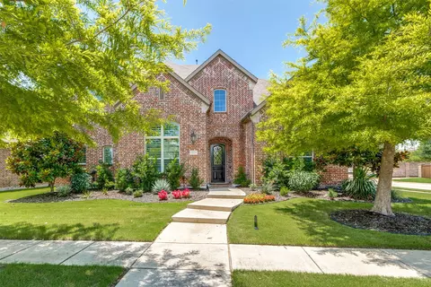 8873 Sutton Dr, Frisco, TX 75035