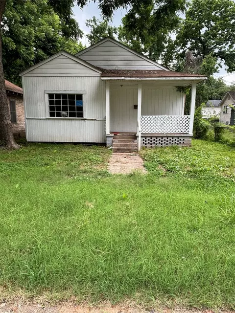 423 Adair St, Bossier City, LA 71111