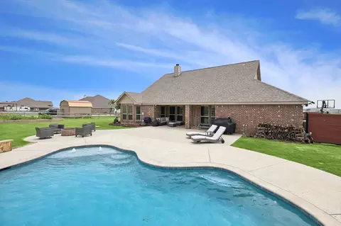 180 Heather Ln, Decatur, TX 76234