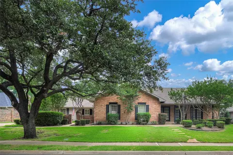 2012 Winding Hollow Ln, Plano, TX 75093