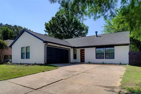 6506 Springfield Dr, Arlington, TX 76016