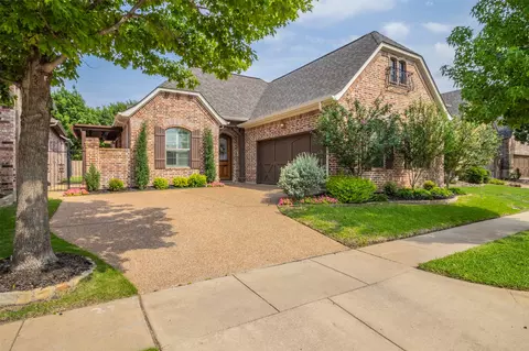 217 La Fontaine Ln, Keller, TX 76248