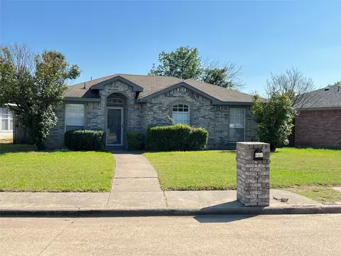 1608 Cedar Bluff Ln, Dallas, TX 75253