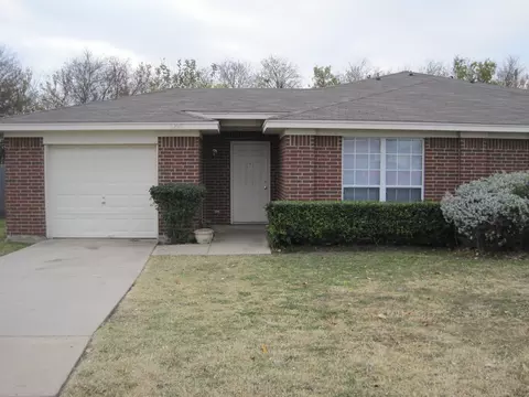 5733 Shadydell Dr, Fort Worth, TX 76135