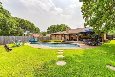 409 Evans Dr, Euless, TX 76040 photo 37