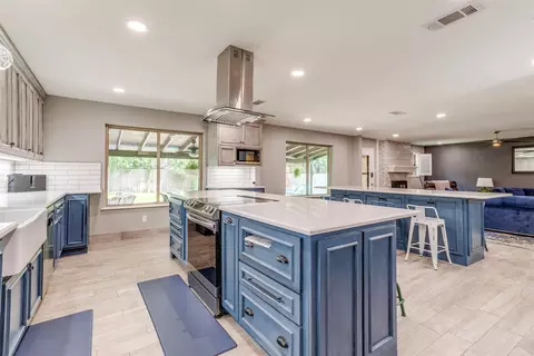 409 Evans Dr, Euless, TX 76040 photo 5