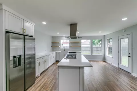 146 Hampshire Ln, Rockwall, TX 75032