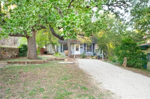 610 NW 8th St, Mineral Wells, TX 76067