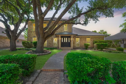 506 Hinsdale Dr, Arlington, TX 76006