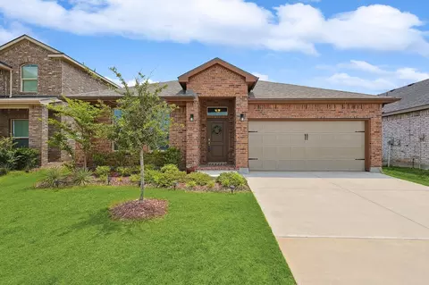 4801 Prairie Creek Trl, Fort Worth, TX 76179