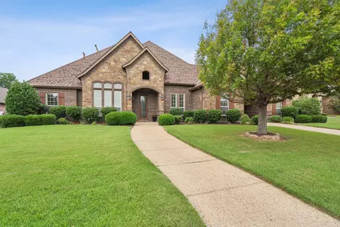 1221 Platte Dr, Mansfield, TX 76063