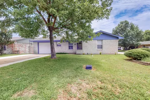 218 Lynn St, Royse City, TX 75189
