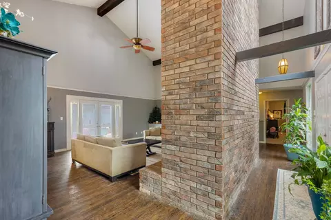 Entry Way - 2907 Tanglewood Dr, Commerce, TX 75428 photo 1 of 1