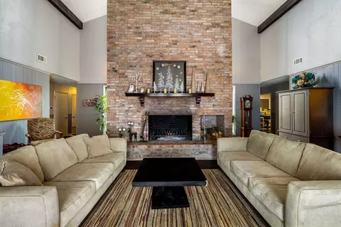 Living - 2907 Tanglewood Dr, Commerce, TX 75428 photo 1 of 5