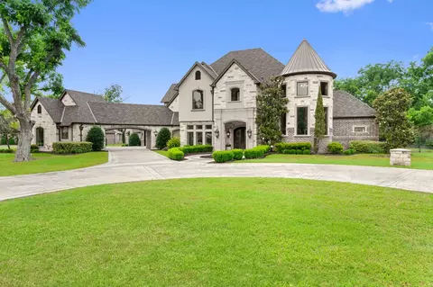 6048 Paper Shell Way, Fort Worth, TX 76179