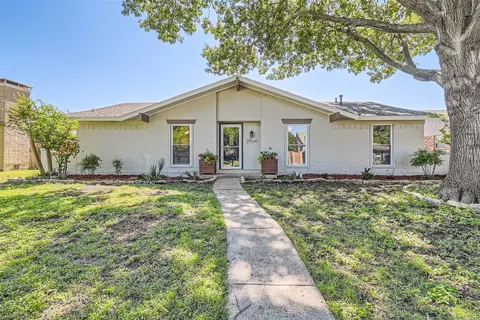 2030 Glenwick Ln, Garland, TX 75040