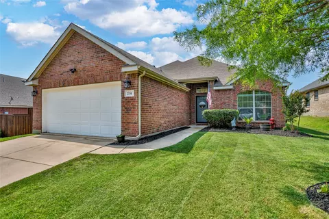 216 Linden Ct, Oak Point, TX 75068
