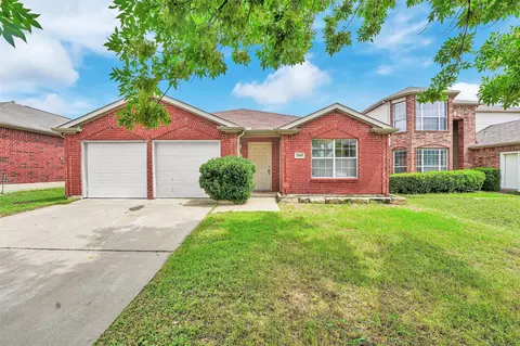 3004 Vicksburg Ln, Fort Worth, TX 76123