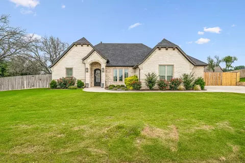125 Hassler Dr, Stephenville, TX 76401