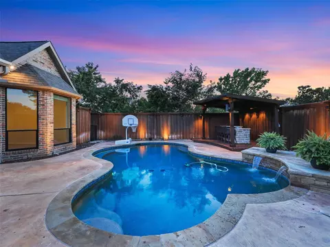 3513 Snidow Dr, Plano, TX 75025