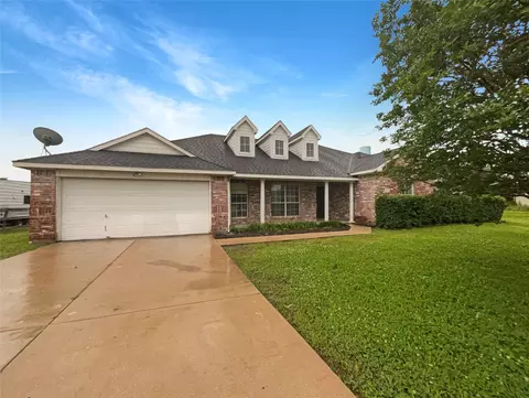 1030 Overland Dr, Lowry Crossing, TX 75069