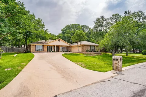 5107 Comanche Vista Trl, Granbury, TX 76049