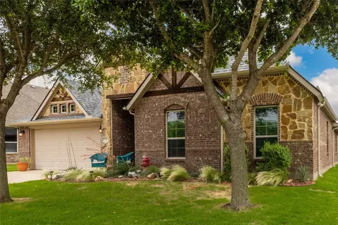 317 Bentley Dr, Joshua, TX 76058
