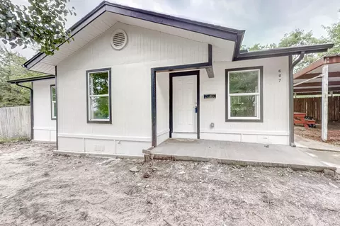 607 Sycamore St, Commerce, TX 75428